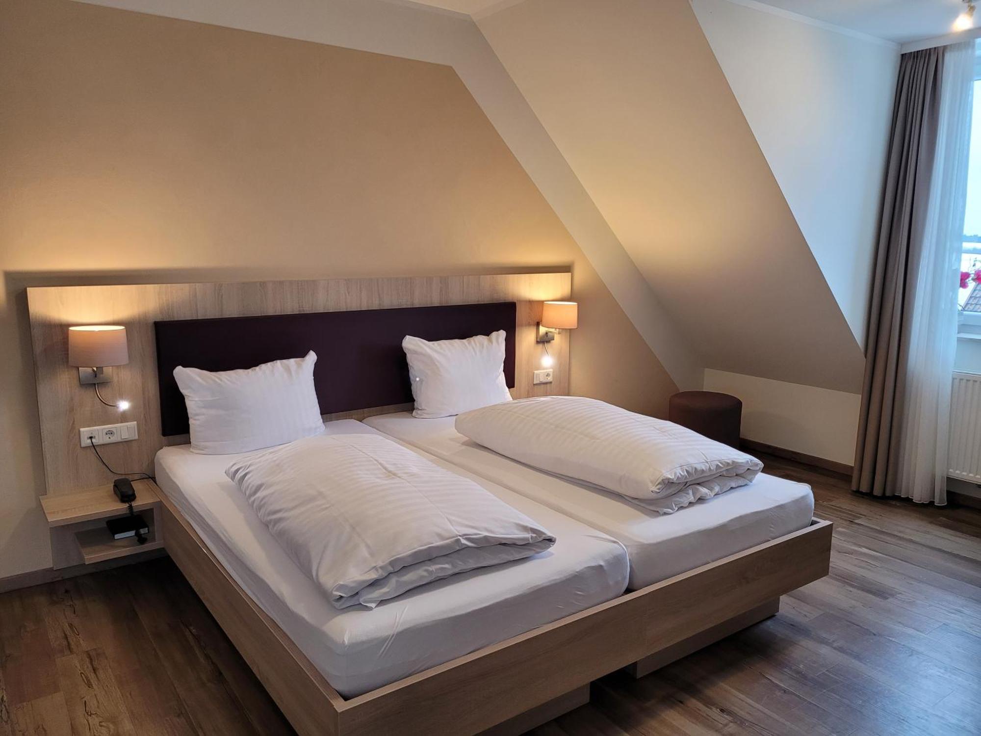 Furstenberg  Hotel Roessle מראה חיצוני תמונה